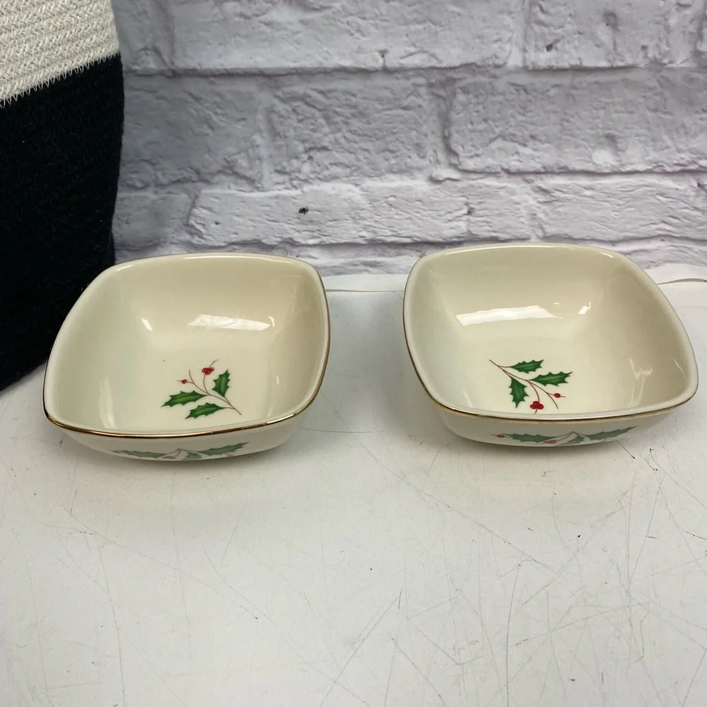 Lenox Holiday China Set of‎ Two Bowls